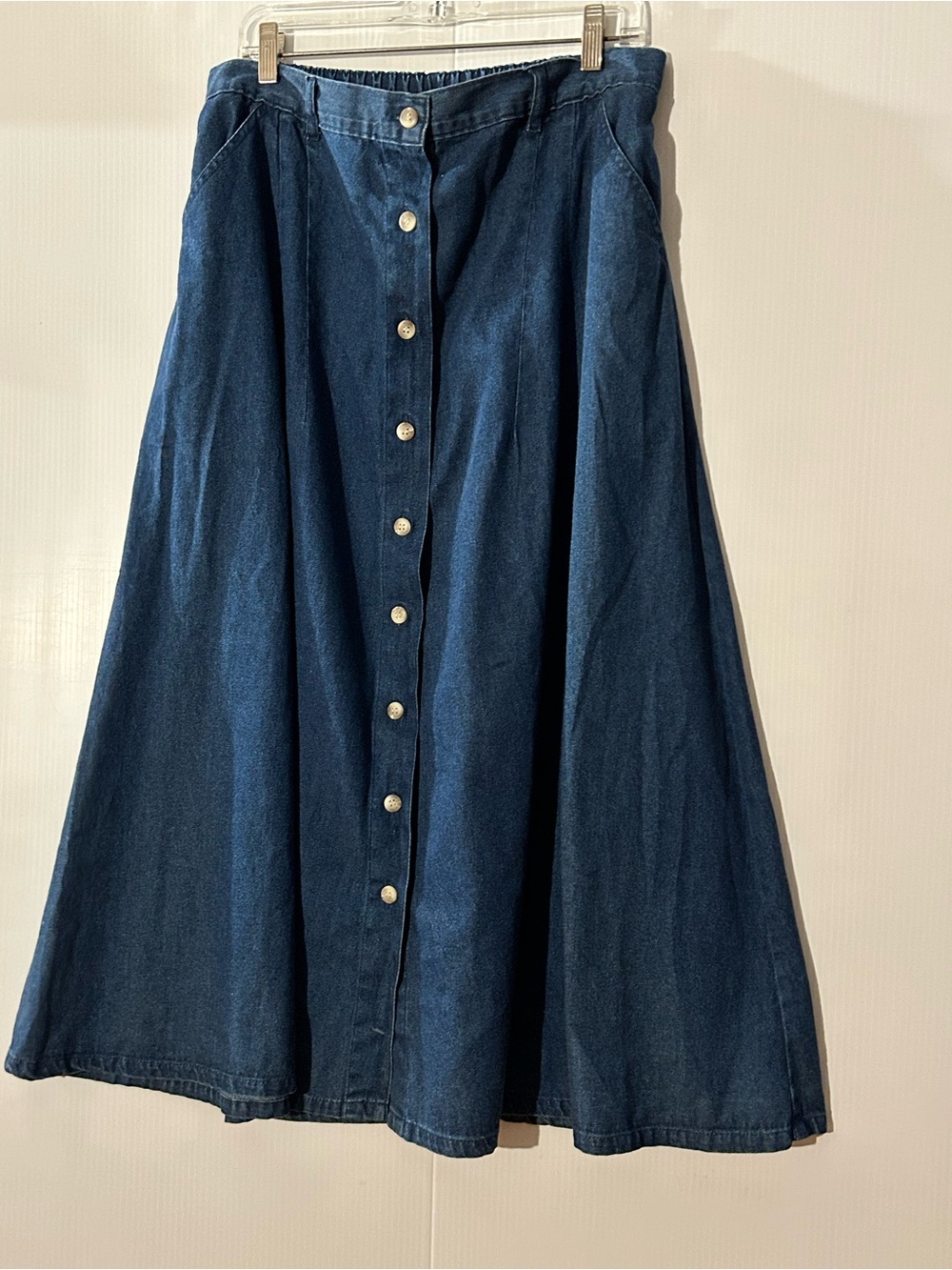 Penman’s cotton denim midi button front skirt large